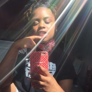 Meet your Posher, Eboni